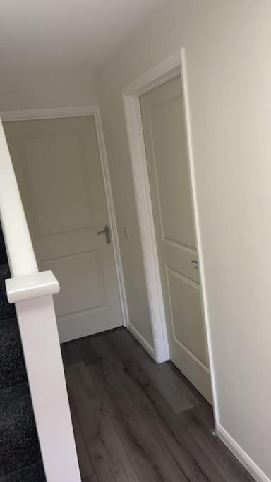 Cute 2 Bedroom House Littleover Close To Amenities Hospital Apartment